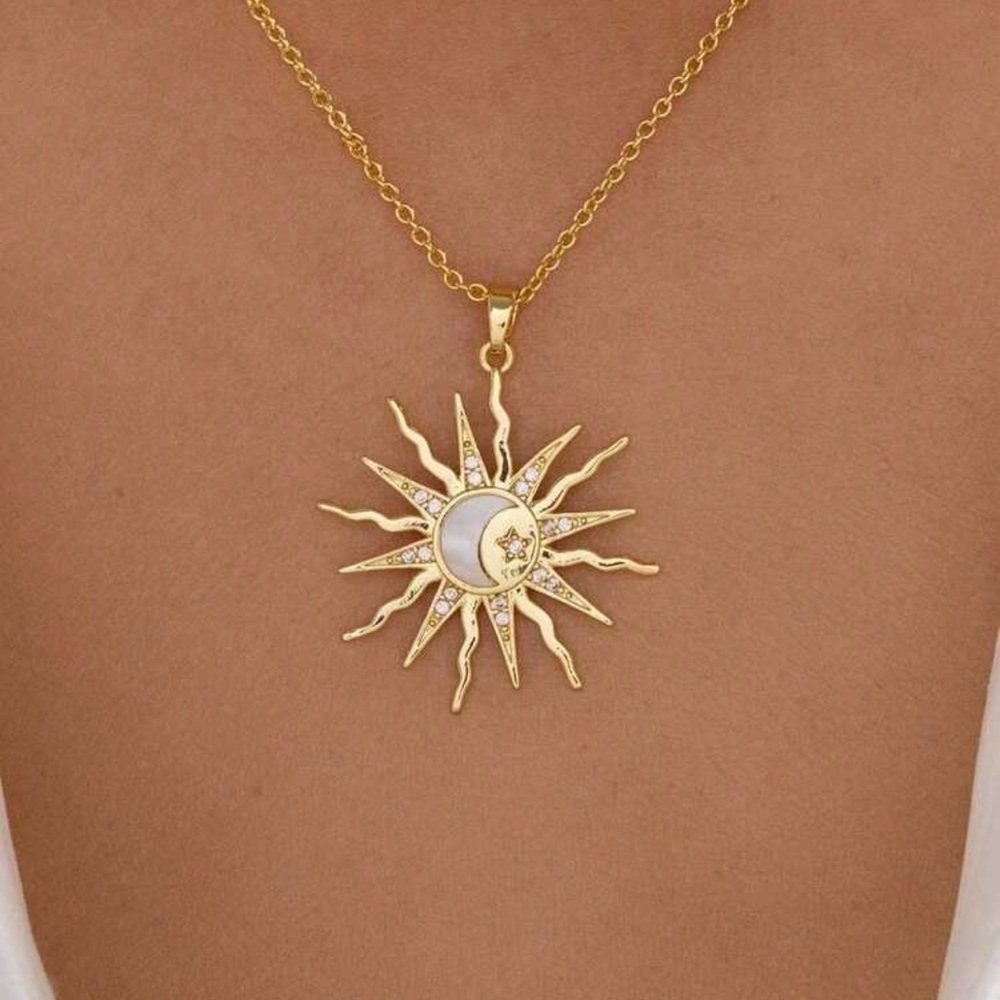 - MONTY STATEMENT NECKLACE